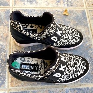 DKNY wedge shoes